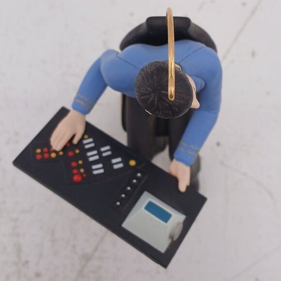 Lot of 2 Hallmark Keepsake Star Trek Ornaments Mr. Spock & Captain James T. Kirk - Picture 12 of 16